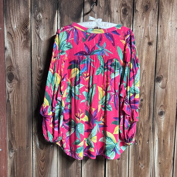 Chico’s Hot Pink Tropical Floral Clip Dot Ruffle Blouse Sparkly V-Neck Sz3/Sz16 - Picture 9 of 13